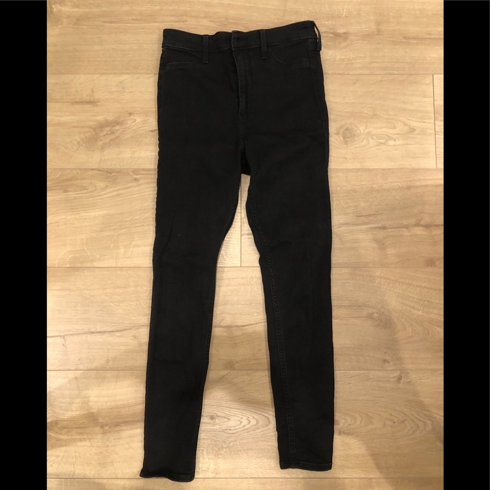 Hollister ultra high-rise black skinny jeans